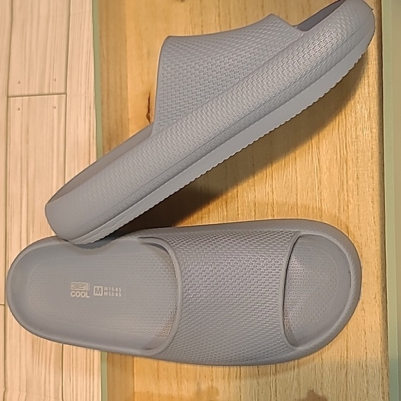 32° COOL slip on's - Picture 4 of 5
